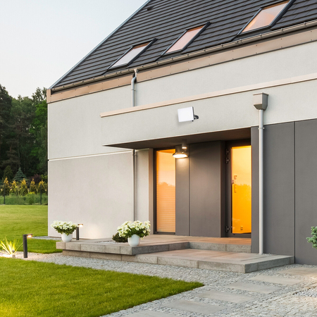 Eko-Light Naświetlacz LED 10W 950lm 5000K EKN9013 CZARNY