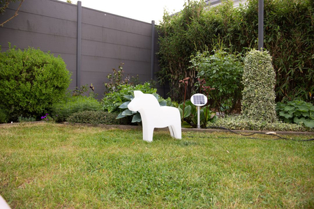 Koń LED Lampa solarna zewnętrzna ogrodowa przenośna 2900K Biała ciepła Ø43cm 42500S biały