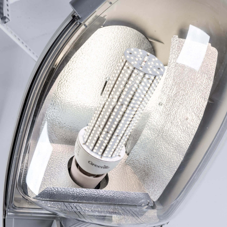 Żarówka LED Greenie AluCorn 66W E40 CS dookólna 900 diod SMD WW