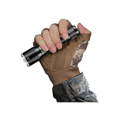 Latarka Fenix TK16 V2.0