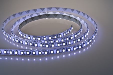 Taśma LED Greenie 1m 120 diod 3528SMD na metr 9.6W/mb wodoodporna IP65 żółta Rolka 5m [3 lata gwarancji]