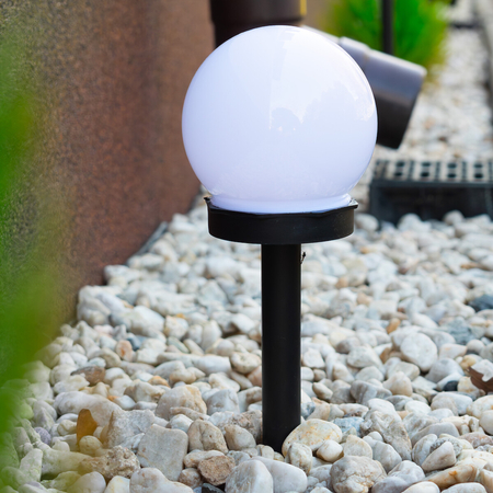 Eko-Light Lampka ogrodowa solarna kulka EKO0595 CZARNY / BIAŁY