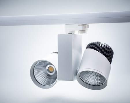 Reflektor szynowy 3- fazowy LED COB 2x20W podwójny obudowa biało-czarna NW