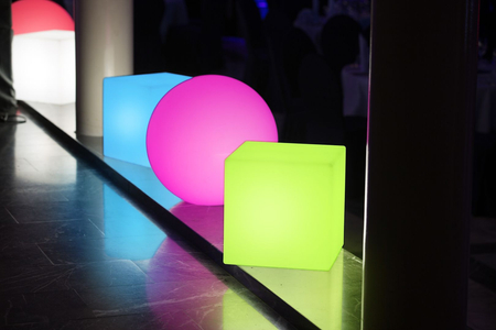 Kostka LED Lampa zewnętrzna ogrodowa 2700K RGB 33cm 32445L biały