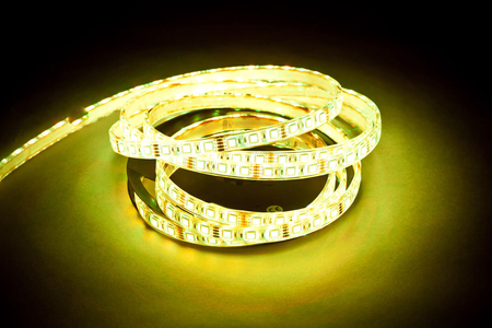 Taśma LED Greenie RGB 60 diod 5050/metr, gumowy profil, wodoodporna IP68 14.4W/mb RGB rolka 5m [3 lata gwarancji]