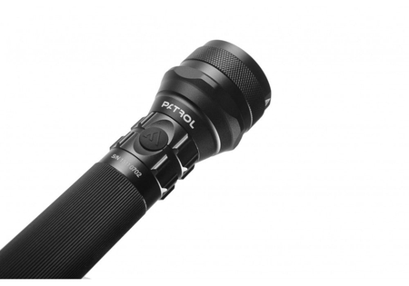 Mactronic Tactical Line THH0055 Latarka patrolowa z dwoma włącznikami i uchwytem ładującym, PATROL LTD, 1000 lm