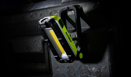 Latarka ręczna Unilite SLR-1000