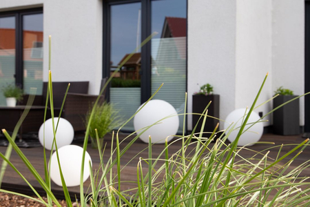 Kula LED Lampa solarna zewnętrzna ogrodowa przenośna 2900K Biała ciepła Ø50 32418S biały